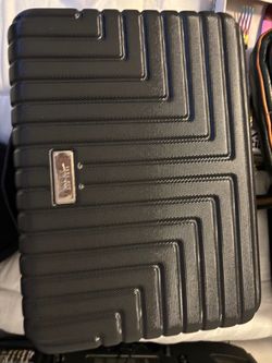 Nicole miller hard shell cosmetic case