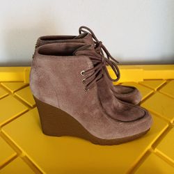 Michael Kors Roby Suede Wedge Platform Women’s Size 5.5 Beige