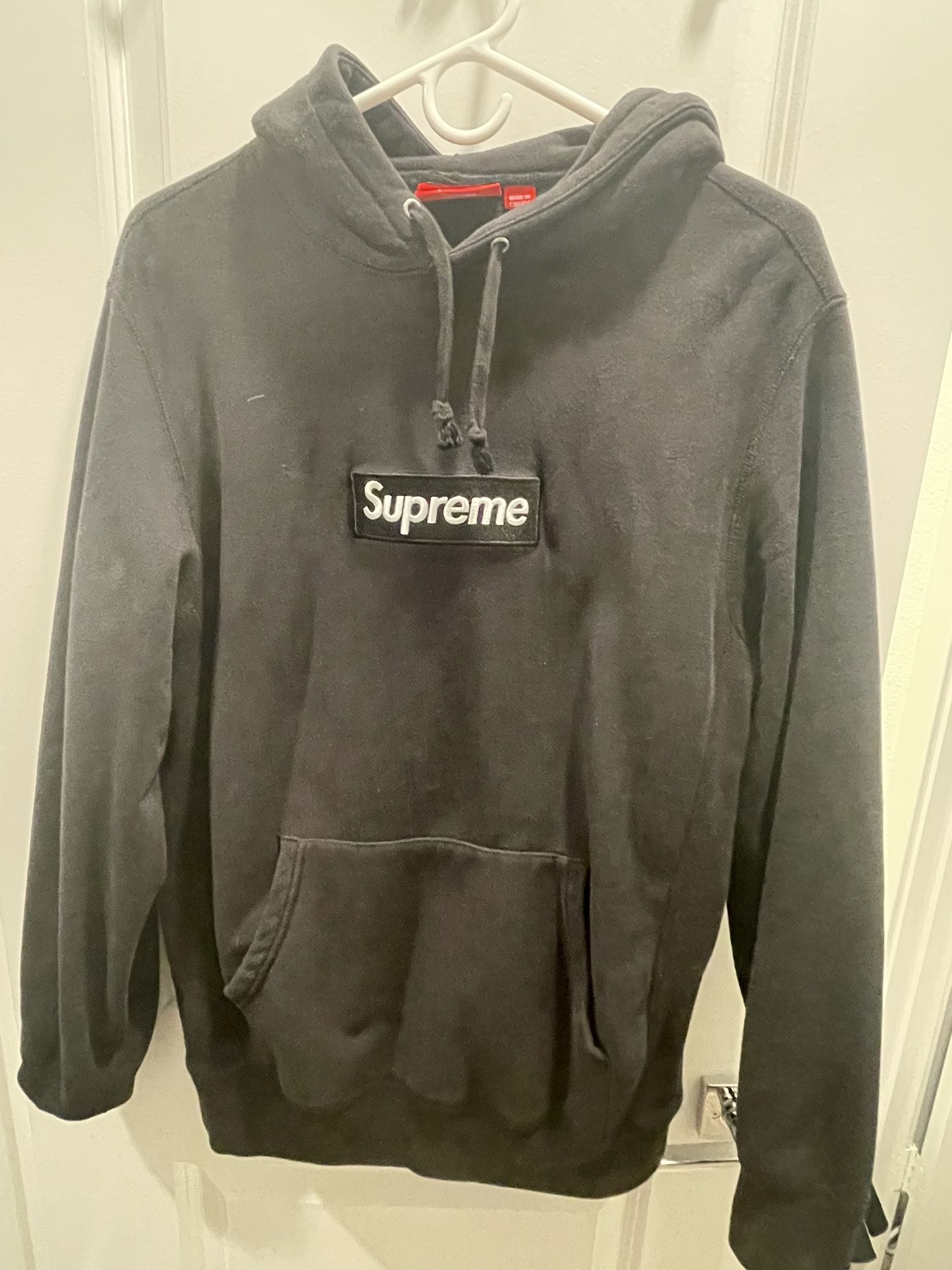 Supreme Box Logo