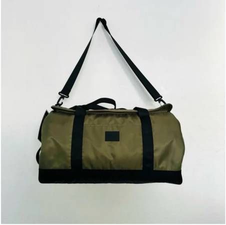 Duchamp London Duffle Bag - Olive green color 