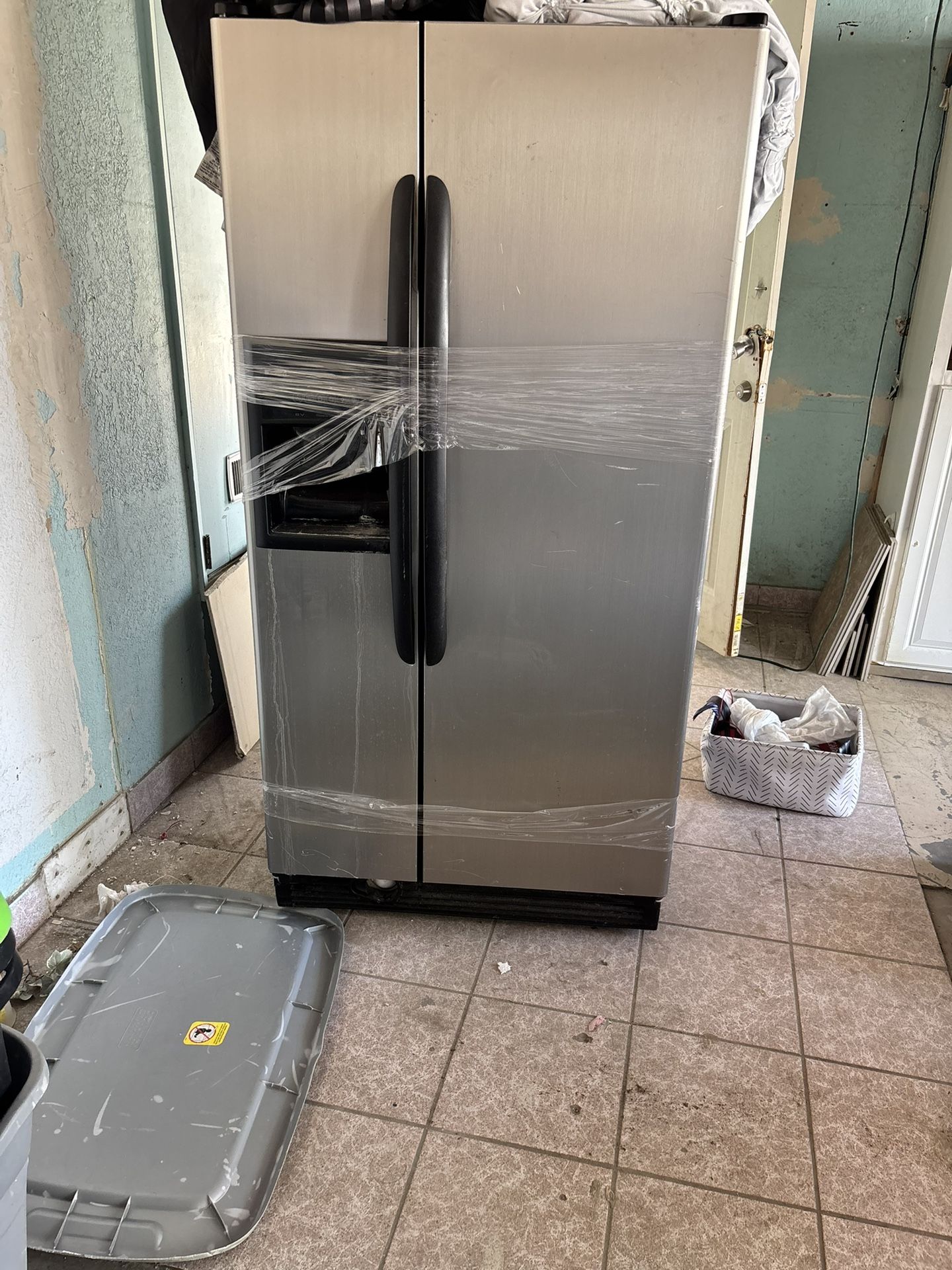 Refrigerator