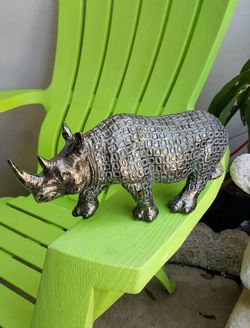 Rhino Statue see all pictures
