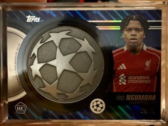 Topps Rio Ngumoha Liverpool FC Rookie Starball Commemorative Relic 09/10