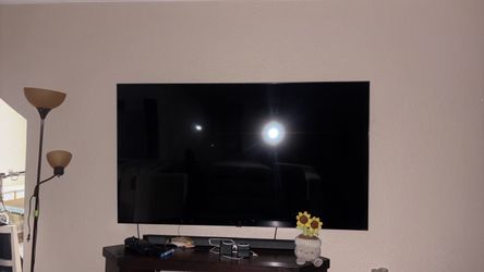 75” TV