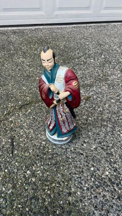 Statue