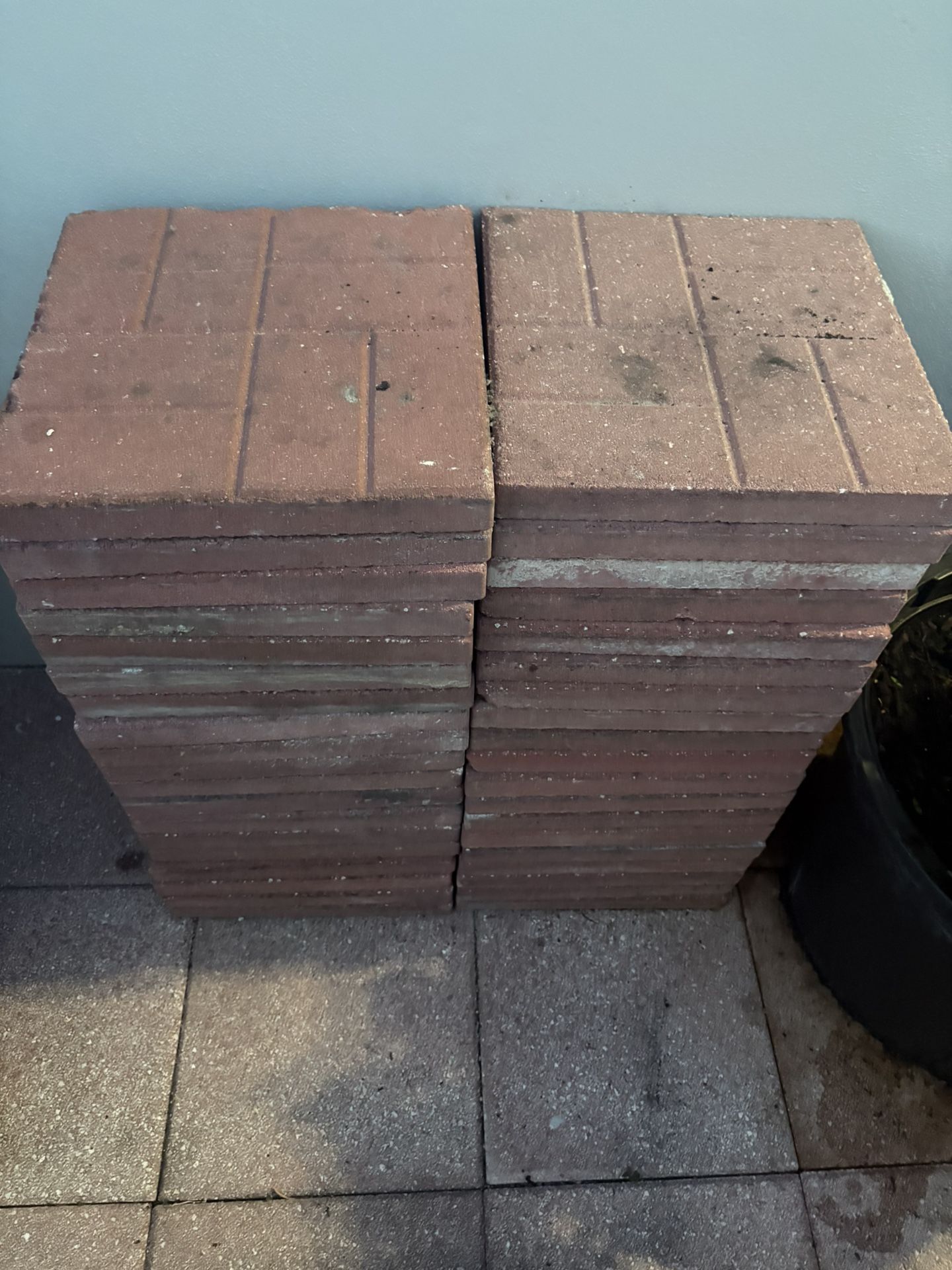 Concrete Brickface 38 Pieces