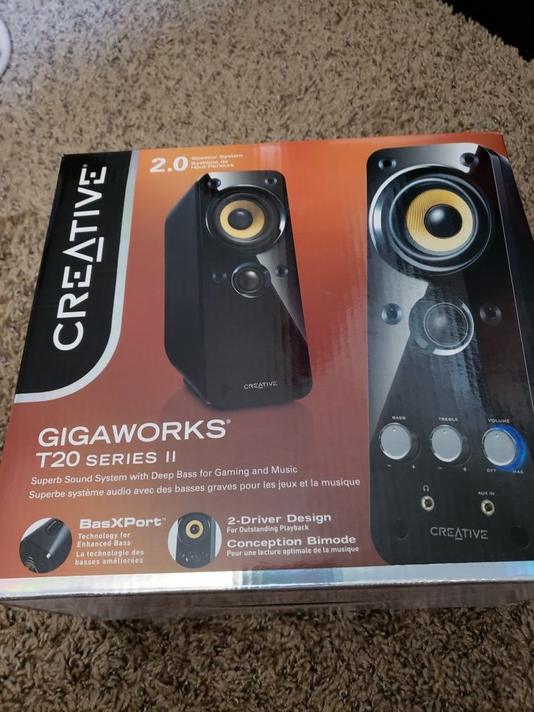 Creative sistema de altavoces GigaWorks T20 Series II 2.0 Multimedia con tecnología de basxport