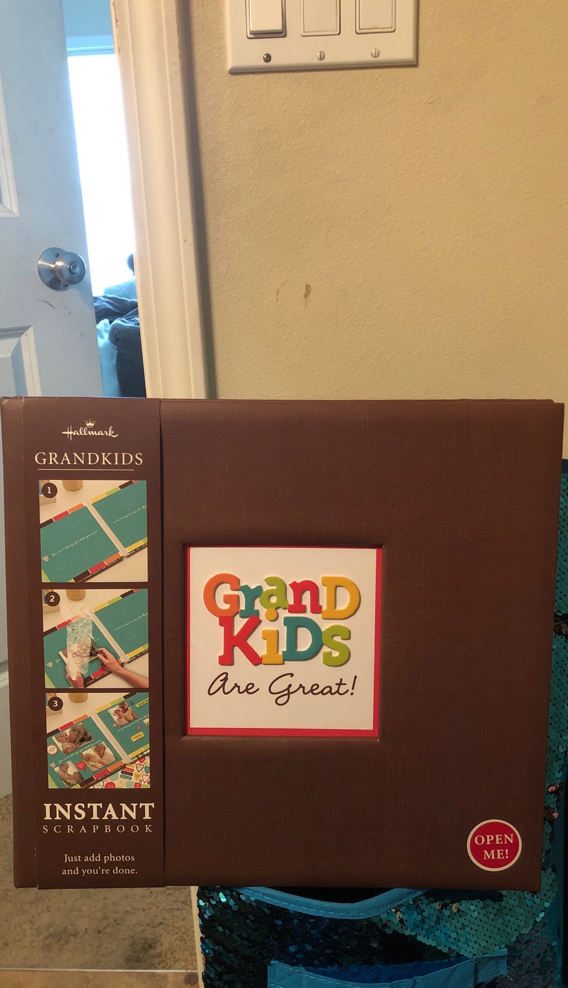 Hallmark 12X12 Grand Kids Are GreatScrapbook Embellish pages