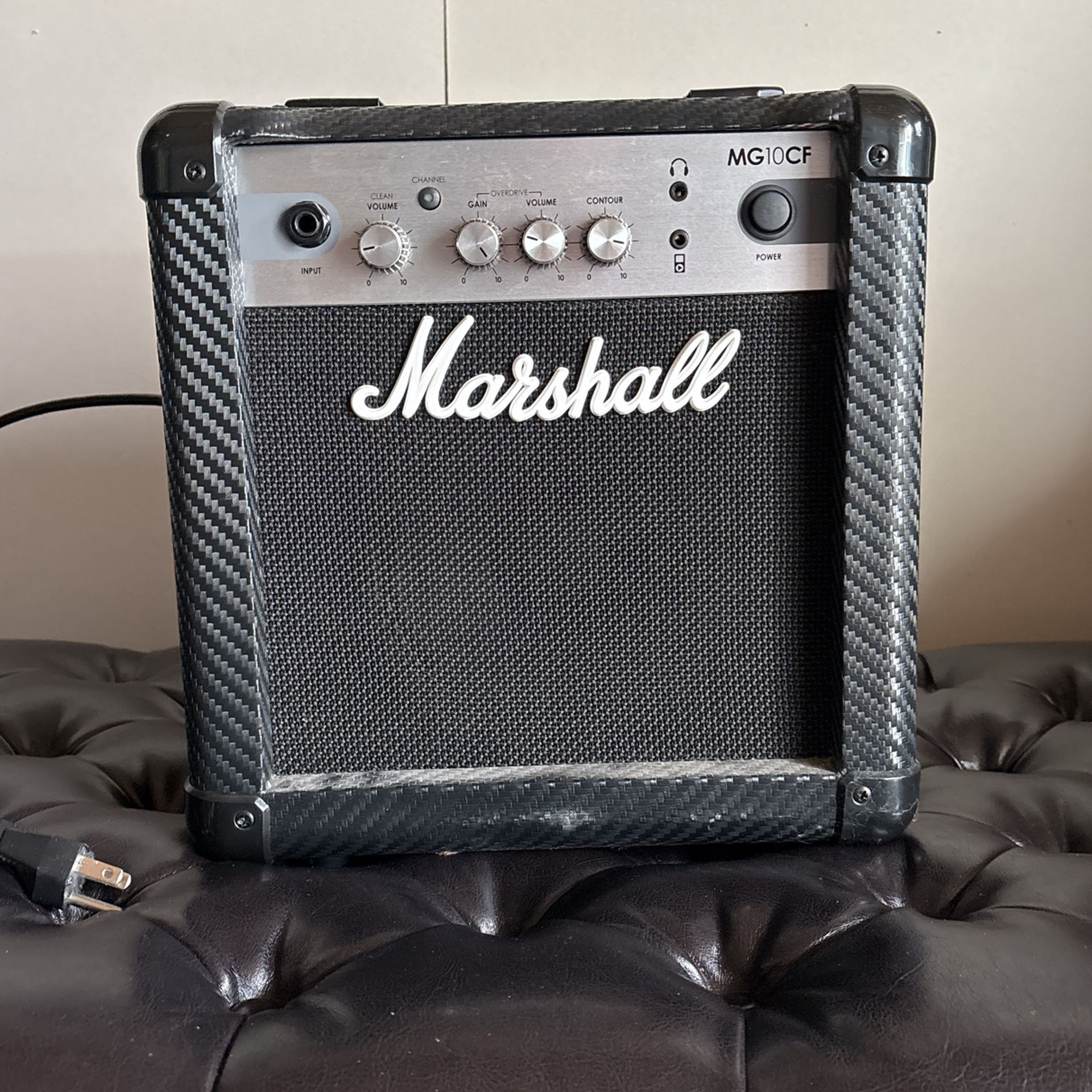 Marshall MG10CF