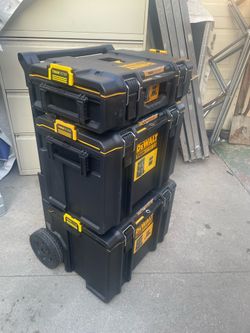 DEWALT TOUGHSYSTEM 2.0 24 in. Tower Tool Box System (3 Piece Set)