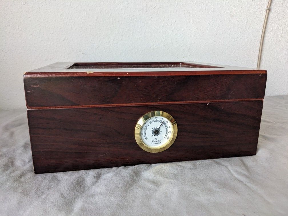 Humidor Cigar Box