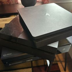2 PS4 1 XBOX