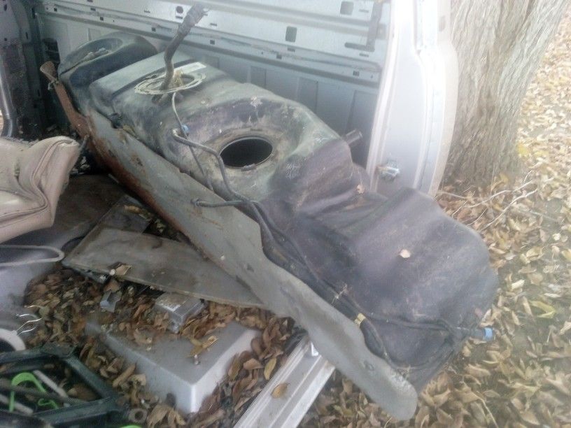 Gm Pick Up Gass Tank 36 Gal