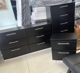 Dresser, Chest And 2 Nightstands - Cómoda , Gavetero Y 2 Mesitas De Noche 