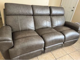 Couch set