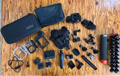 GoPro Hero 10 Black + accessories