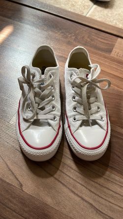 White Converse All Stars - women’s size 6