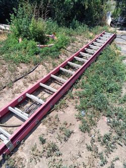 Werner 32ft extended fiberglass ladder