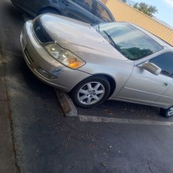 2000 Toyota Avalon XLS