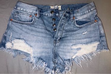 Cute We the Free Jean shorts sz 26 check out my others