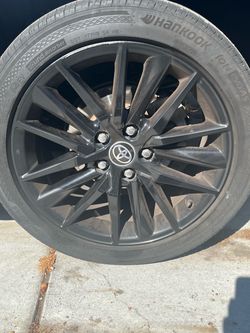 Toyota Camry wheels