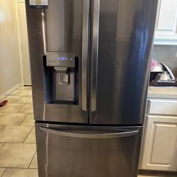 LG Refrigerator 