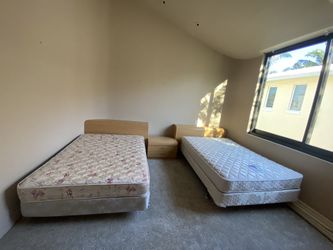 Twins Beds And Dreser