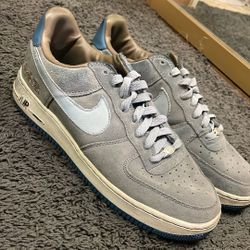 Size 10 Nike Air Force One “Complaceny”