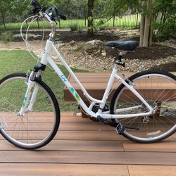 LIV Flourish lady’s hybrid bike