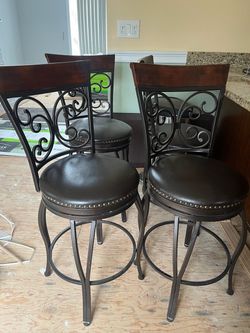 Bar stools chairs