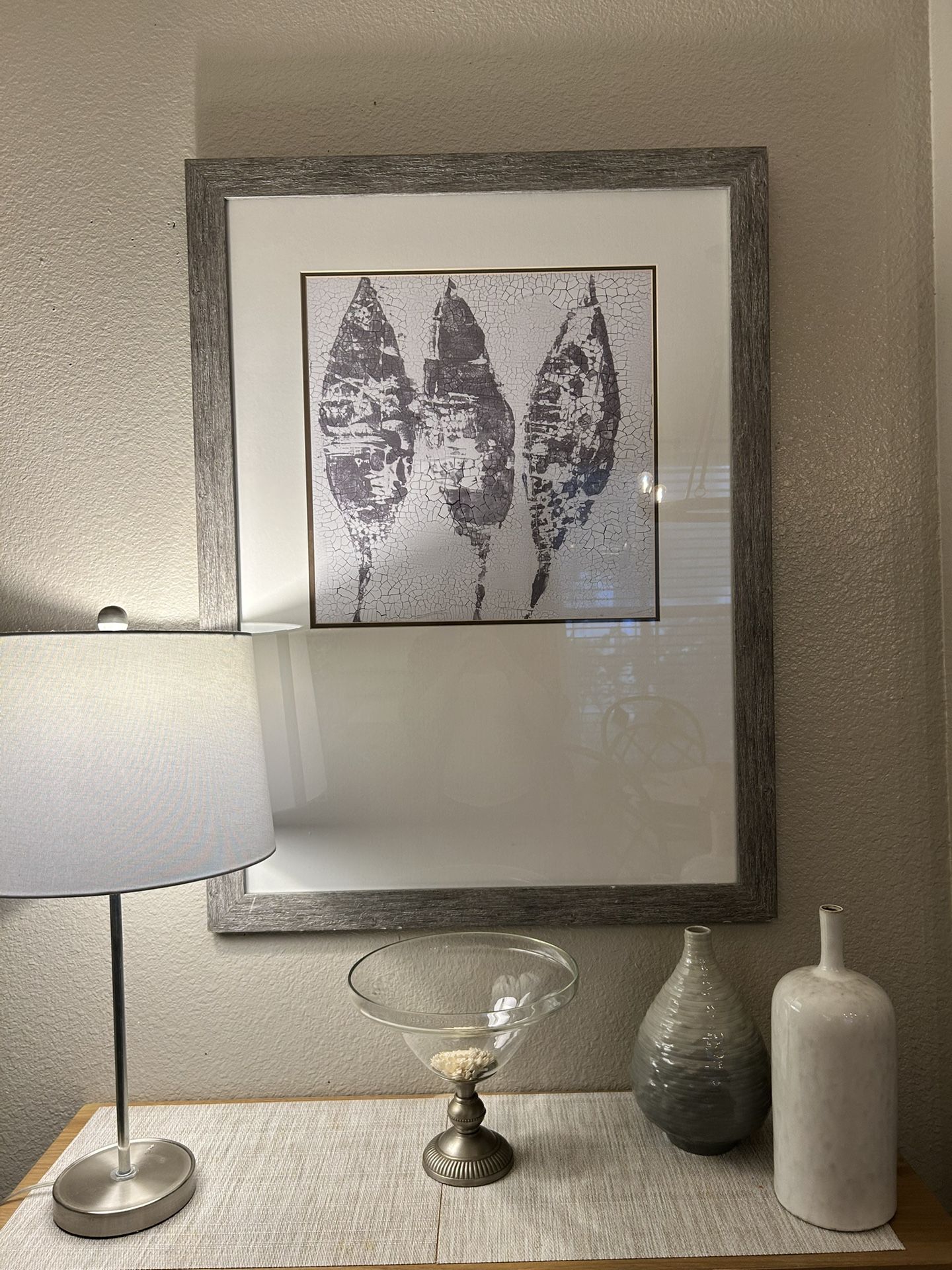 Elena Ray, art frame and decor.