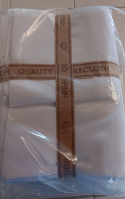 White Polyester Tablecloth 60x102 – 4 Pack