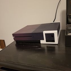 Xbox One (Good Condition)
