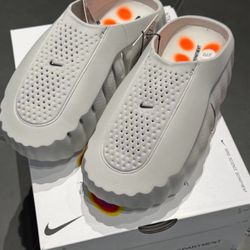 Nike Mind 001 Slides