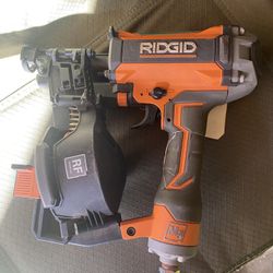 Ridgid Pistola De Clavos Nailer Roofing