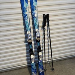 Nordica Drive Womens Skis with Bindings & poles 152 cm
