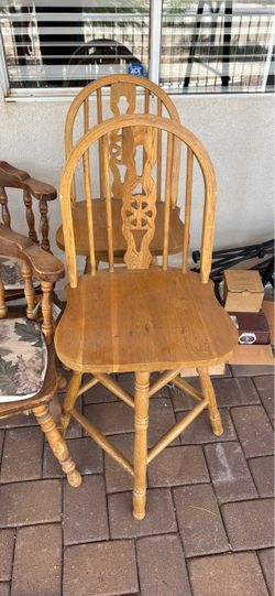 Oak Windsor Bar Stool with Carved Back