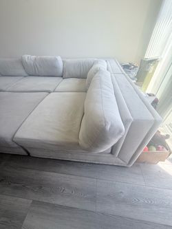 Z Gallerie Luca Sectional