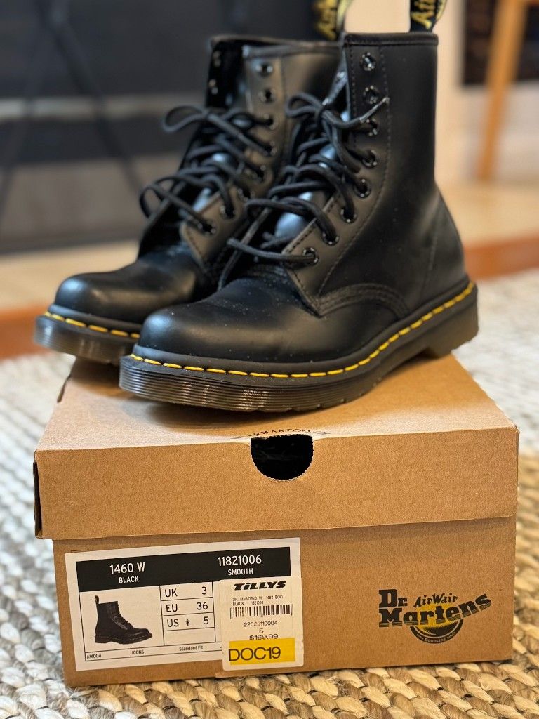 Doc Martens Boots