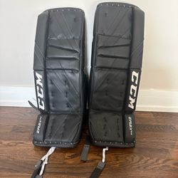 CCM EFlex 5.5 Goalie Pads 26+1