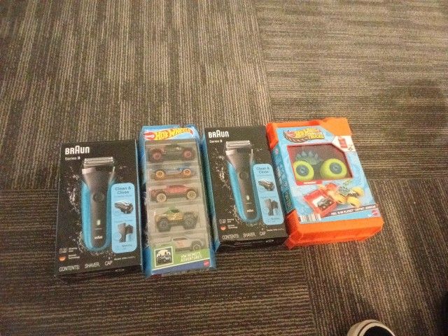 Hot Wheels And Shaver