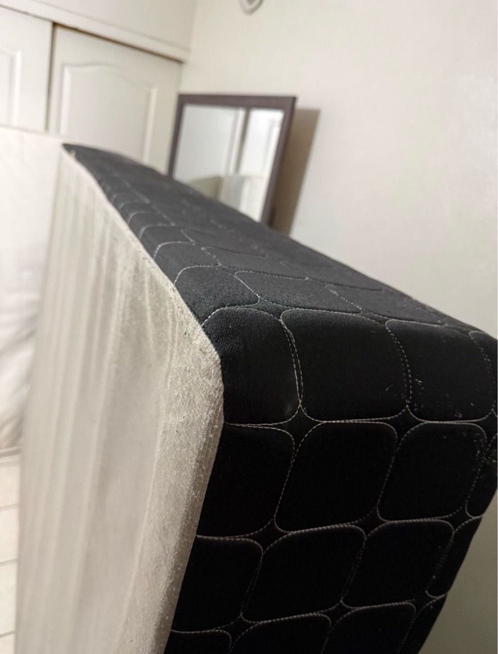 Free box spring for Sale in Phoenix, AZ - OfferUp