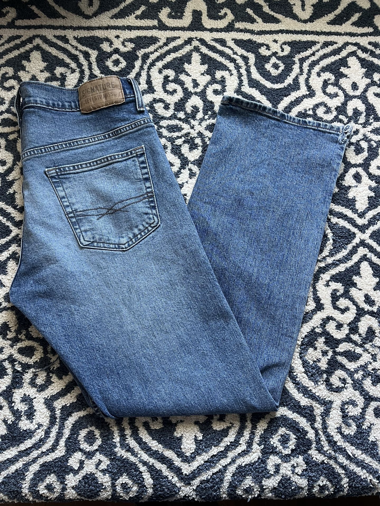 Levis Jeans