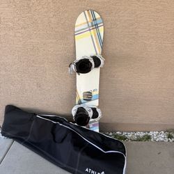 Snowboard, Boots & Travel Bag!