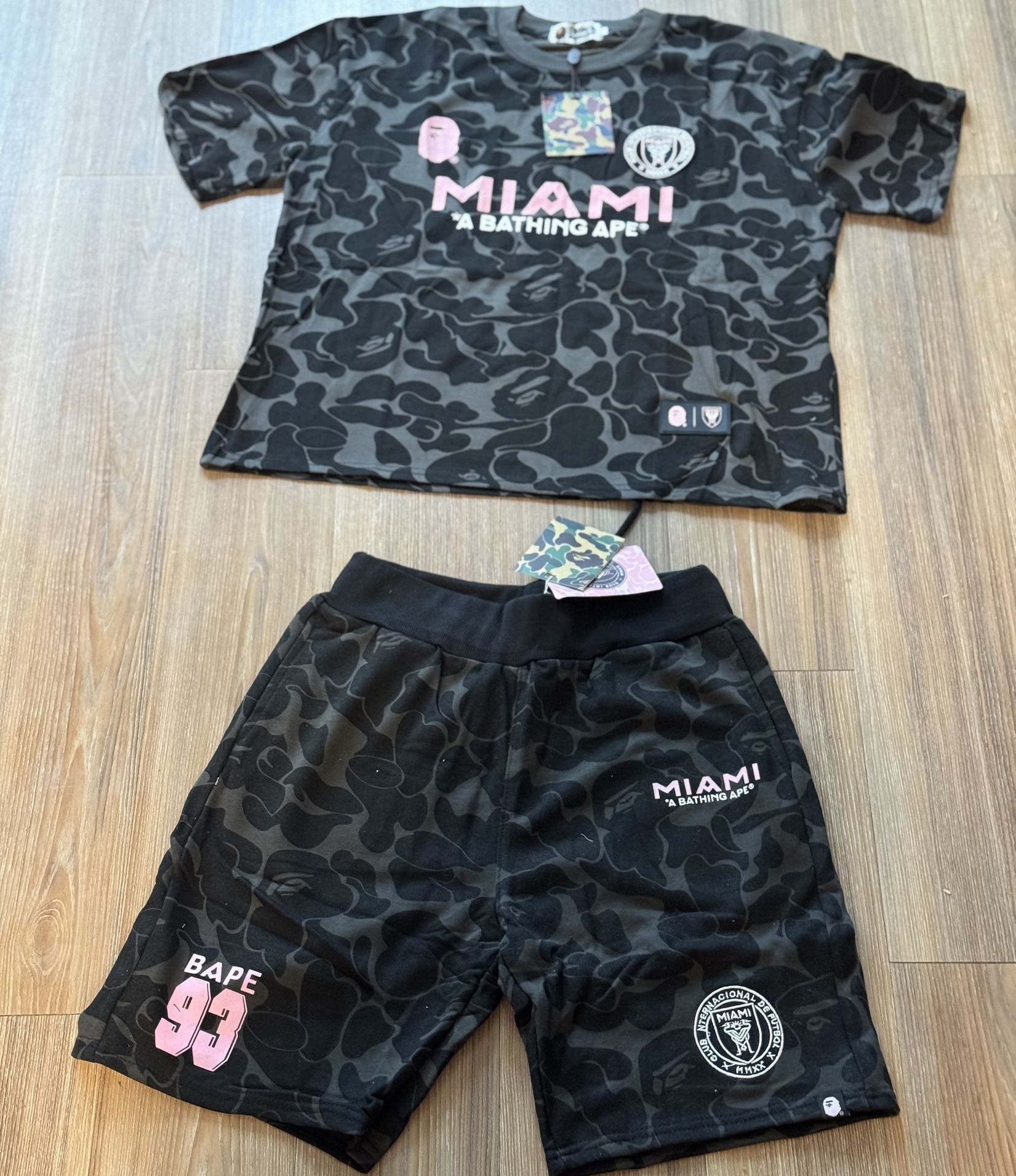 A Bathing Ape Miami Set