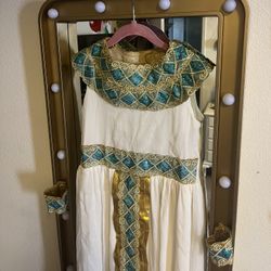 Halloween Cleopatra Costume  Size 10/12  Super Cute !! 15$ 
