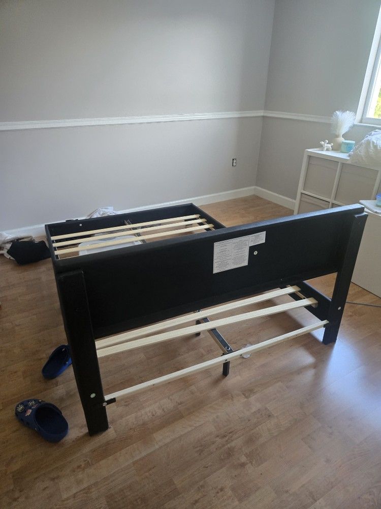 Full Size Bed (Barely Used)