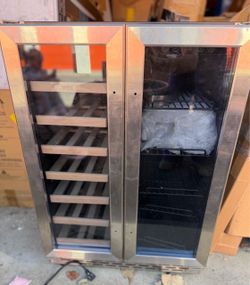 TCL B422D Dual Zone Wine Beverage Cooler 20 Bottle 78 Can Stainless Steel