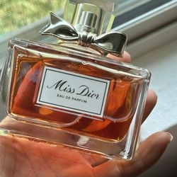 Miss Dior Eau De Parfum 5.00 Oz
