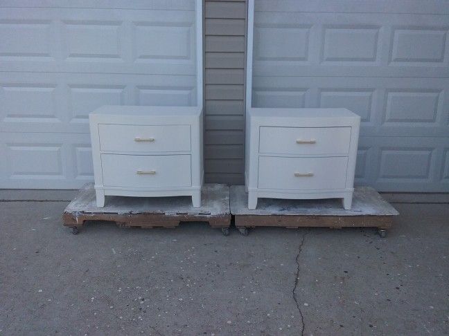 Gorgeous Matching Oak Bow Front, Mid-Century Modern Night Stands with 2 Large/Deep Drawers